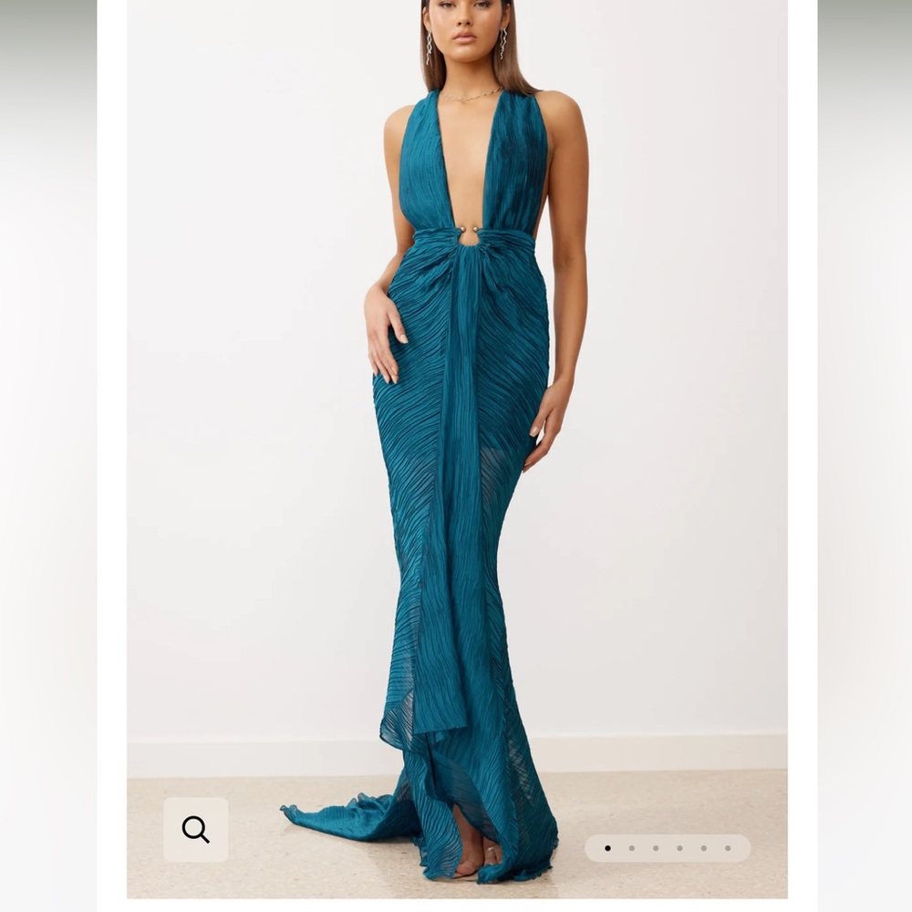LEXI clothing Sirena gown in teal blue size 0